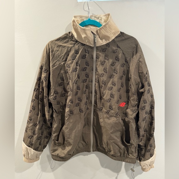 New Balance x Bandier Retro Windbreaker size S - Picture 1 of 10
